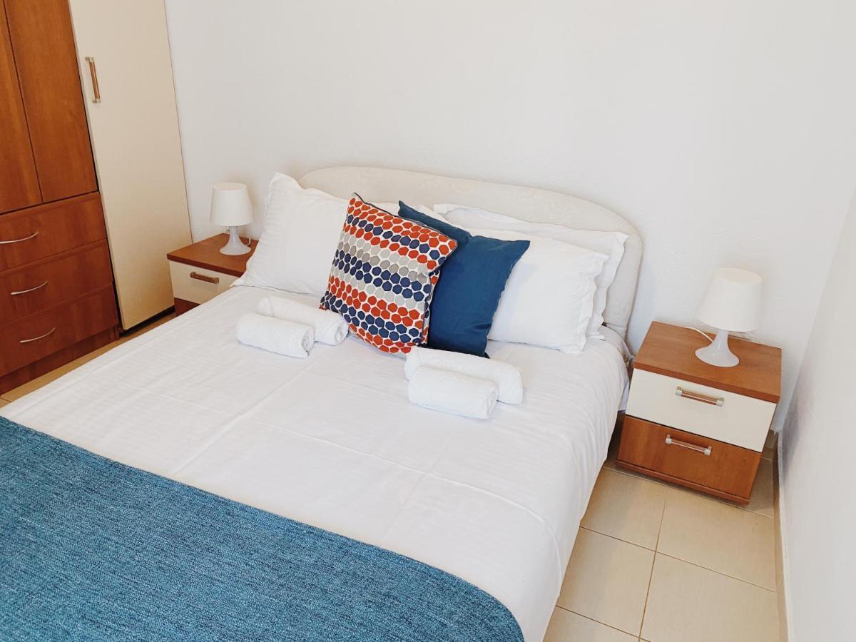 Apartments Sneki Baošići المظهر الخارجي الصورة