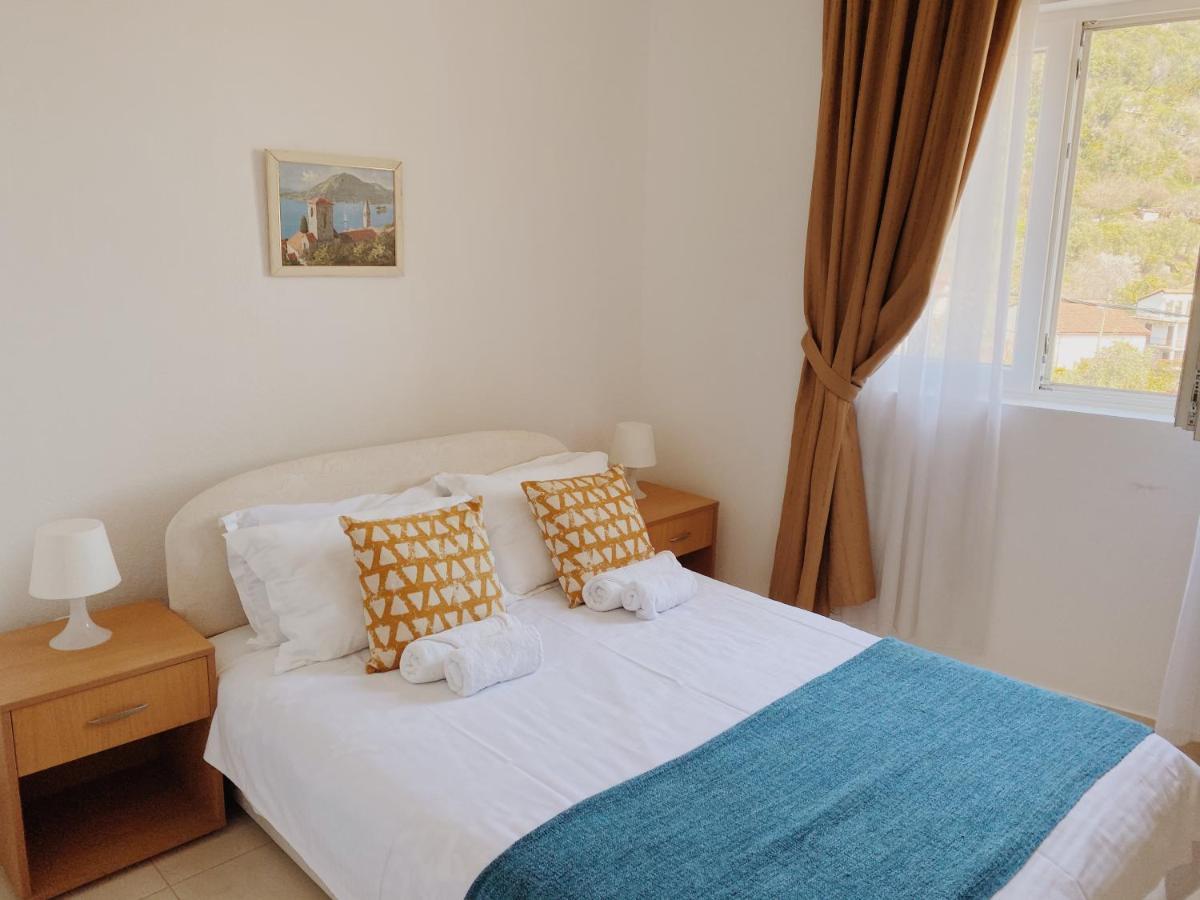 Apartments Sneki Baošići المظهر الخارجي الصورة