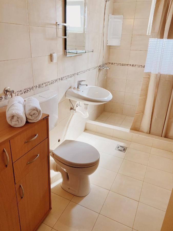 Apartments Sneki Baošići المظهر الخارجي الصورة